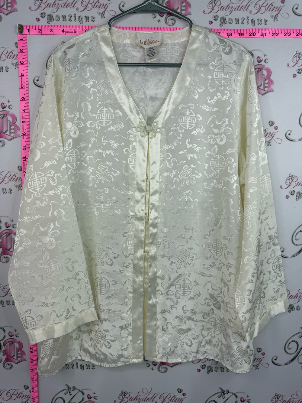 LE BOUDOIR blouse shiny ornate Cream Satin Embroidered Mandarin-Collar Top